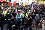 V Paříži protestuje hnutí žlutých vest. Policie necelé dvě stovky demonstrantů zadržela