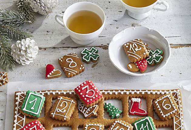 Advent je za dveřmi, upečte perníkový kalendář. Osladí čekání na Vánoce