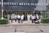 Protesty, debata a konec. Olomoucké zastupitelstvo schválilo sloučení Moravského divadla a filharmonie
