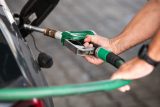 Ceny paliv v Česku dál klesají. Nafta spadla pod 36 korun, je nejlevnější od loňského srpna
