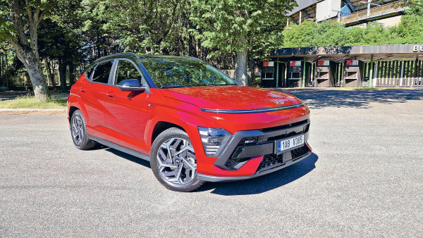 Hyundai Kona 4×4: Korejské UFO pořádně vyrostlo