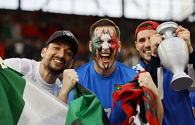 ONLINE: Itálie - Albánie, obhájci vstupují do turnaje. Čeká je nepříjemný soupeř
