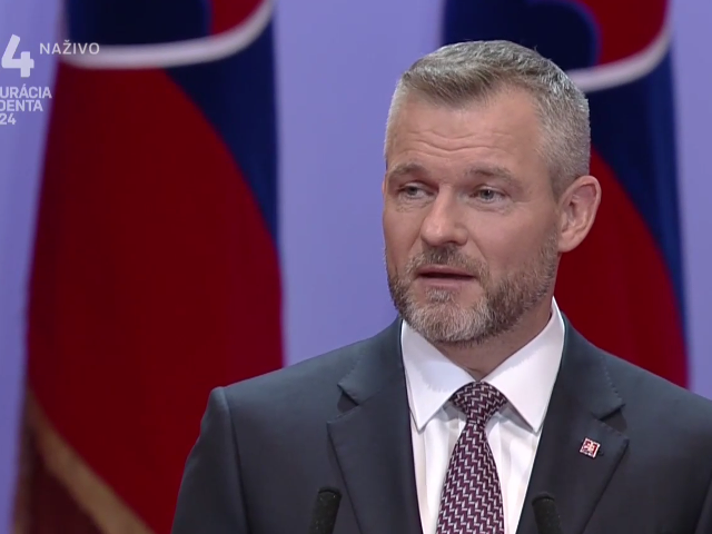 Slovensko má oficiálně nového prezidenta. Peter Pellegrini složil slib a ujal se funkce