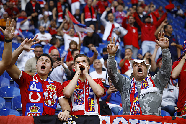 ONLINE: Srbsko - Anglie, do turnaje vstupuje favorit. Nechybí Kane ani Saka