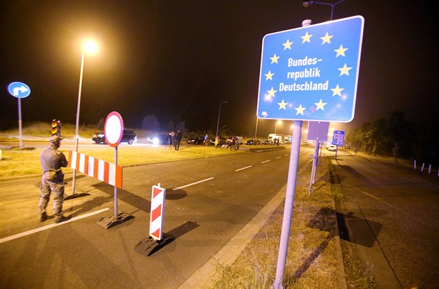 Německá policie odvezla migranty do Polska, Varšava žádá vysvětlení