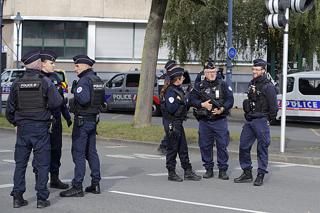 Ve francouzských Metách řeší útok bodnou zbraní, pět lidí je zraněných