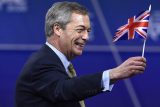 Farage je zpátky, konzervativci znervózněli