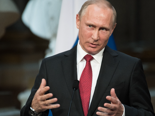 Putinovy návrhy mohou ukončit válku, vzkázal Kreml. Ukrajina jen musí stáhnout vojáky a odmítnout NATO