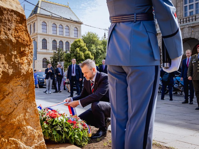 Pellegrini je v Praze. S českým prezidentem Pavlem probírají vzájemné vztahy