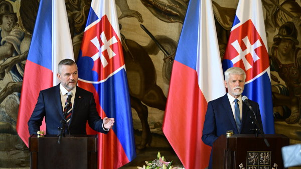 Prezident Pellegrini v Praze potvrdil, že bude lidskou tváří Ficova režimu