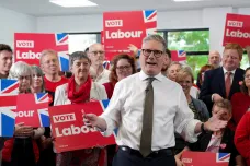Britští labouristé cílí na největší volební triumf od dob Blaira