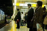 Kolem Tokia jezdil ve vlaku 12 hodin mrtvý cestující. Tělo urazilo 652 kilometrů, nikdo si ho nevšiml
