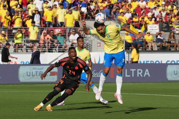 

Brazílie se na Copa América rozešla smírně s Kolumbií, ve čtvrtfinále ji proto čeká Uruguay

