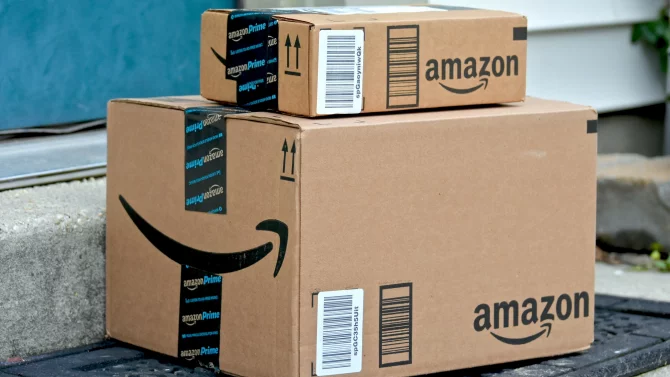 Amazon versus Temu a Shein. Jakým způsobem chce tento prodejce bojovat?