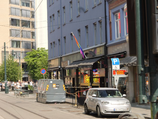 Islamista zastřelil dva lidi před gay barem v Oslu. Dostal 30 let vězení