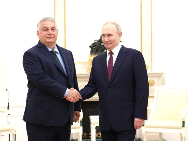 Orbán vyjednával s Putinem o Ukrajině. „Naše zájmy nezastupuje,“ ozval se Fiala