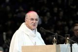 Zatvrzelý kritik papeže arcibiskup Vigano byl odsouzen za schizma a exkomunikován