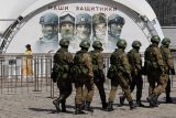 Armáda je zoufalejší, než Kreml přiznává. Rusové mají odevzdat soukromé zbraně, popisuje expert