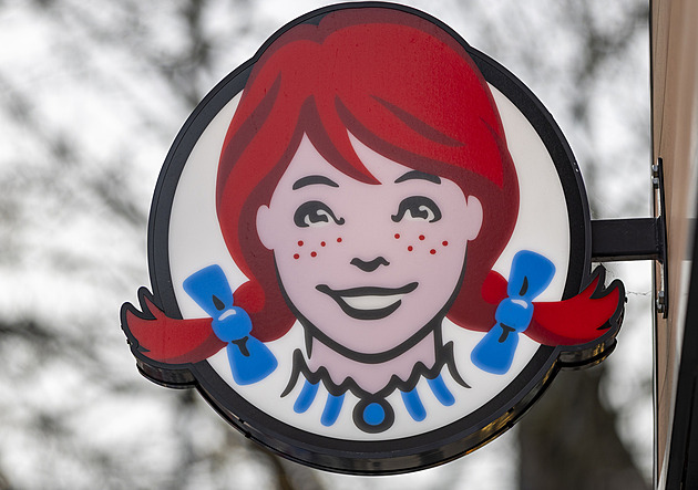 Hranaté hamburgery míří do Česka. Wendy’s už nabírá franšízanty