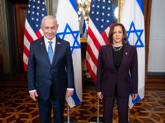 Nastal čas na příměří, řekla Kamala Harrisová premiérovi Netanjahuovi
