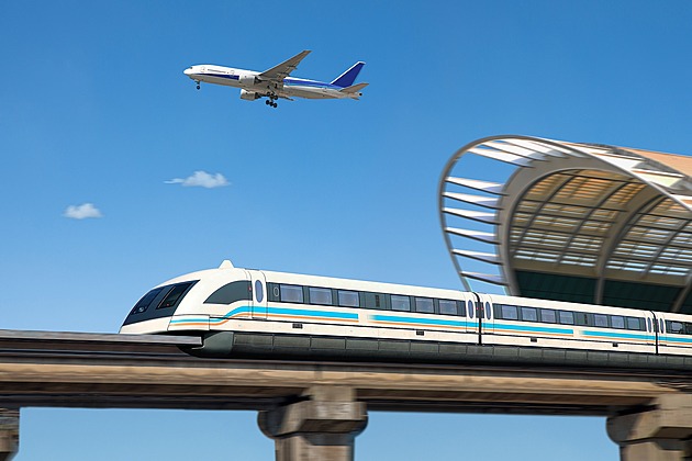 Vysokorychlostní vlak jako symbol čínské moci. Síť vybudovala za 20 let