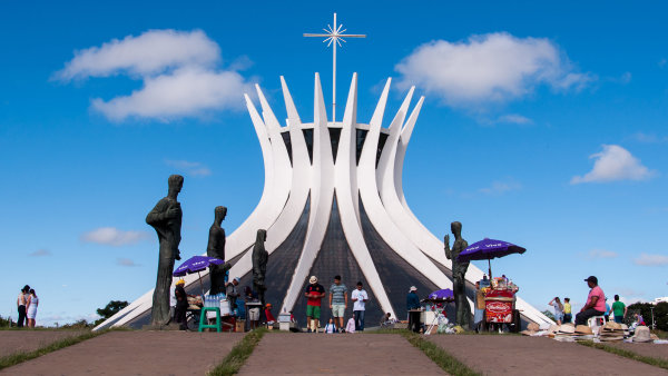 Stát jim odmítl dát dotaci, na lingvistickou olympiádu tak málem neletěli. Nakonec porazili celý svět