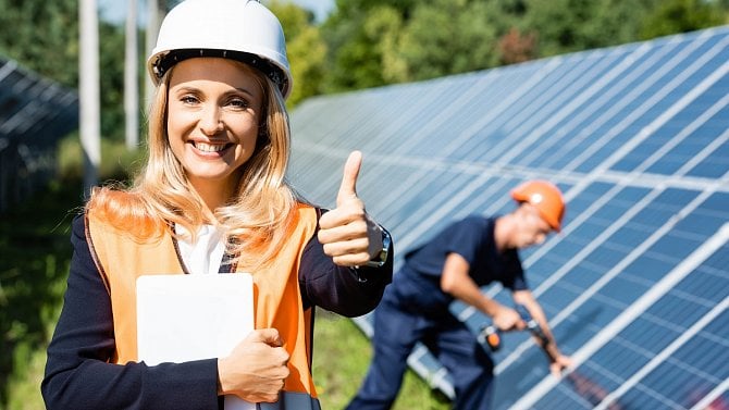 OSVČ i firmy mohou žádat o bezúročné úvěry na fotovoltaiku