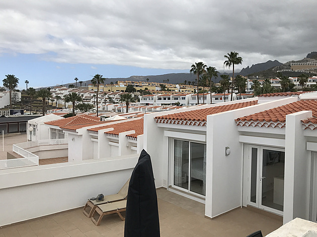 Češi si na Tenerife koupili apartmán. Otřesné začátky s pronájmem překonali