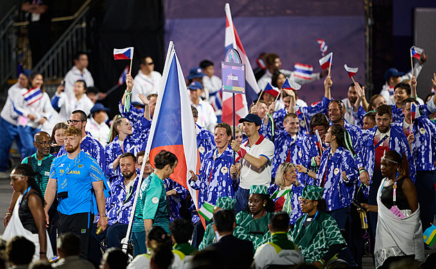 Oheň hoří, paralympiáda začíná. S městským zahájením a něžnou revolucí