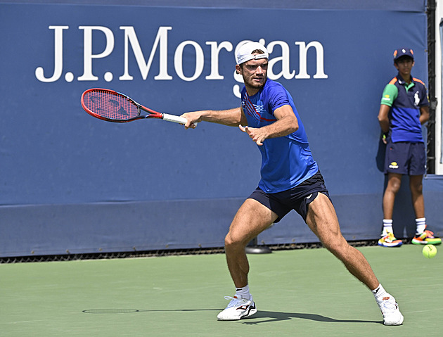 ONLINE: Ve druhém kole US Open bojuje Macháč, chystají se Bouzková a Plíšková