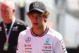 Mercedes oznámil Hamiltonova nástupce, z Formule 2 povýšil Antonelli. Při prvním tréninku boural