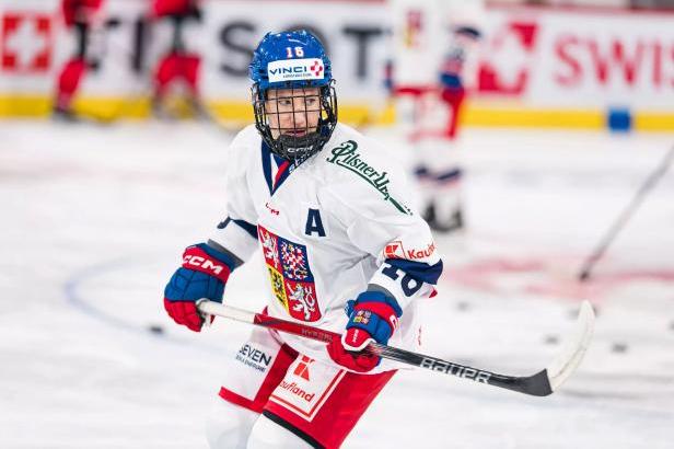 

ŽIVĚ: Euro Hockey Tour žen Česko – Švédsko 1:0

