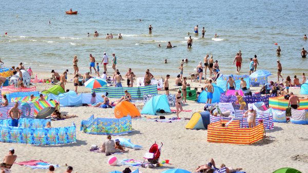 Cestovky hlásí dovolenkové žně, léto bylo rekordní. Češi si začali připlácet za luxus a našli severní hit