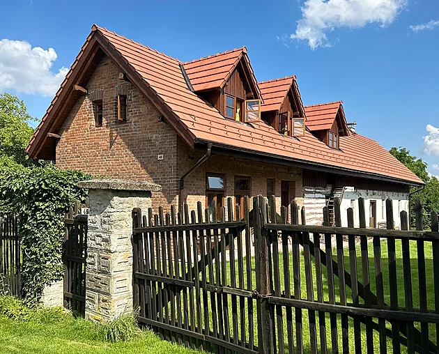 Pořídili si chalupu v Bačalkách. Proměna od architektky dopadla skvěle