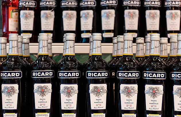 Pernod Ricard je nový sponzor pařížského PSG. Kudla do zad, tvrdí Marseille