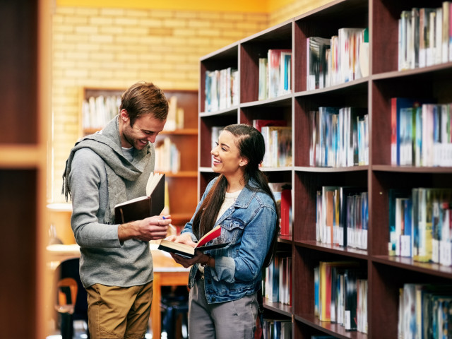 Pojišťovny varují studenty před dluhy a exekucí. „Hlaste, že pokračujete ve studiu“