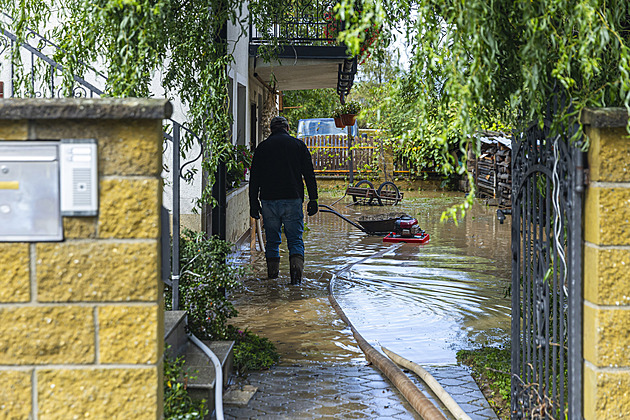 Hrozí infekce z vody. Při záplavách útočí krysí horečka, může být smrtelná