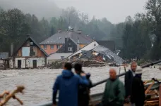 Na Jesenicku chybí signál i pitná voda