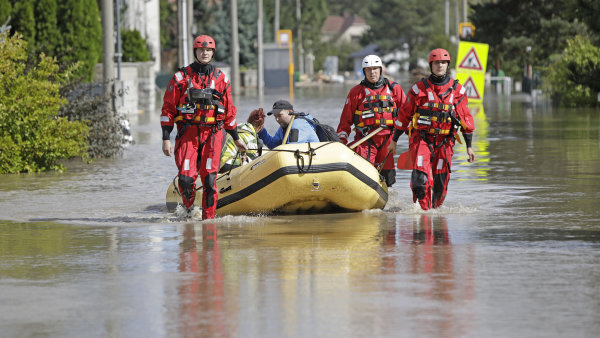 Pokuty za odmítnuté evakuace? Jsou důležitější věci, říká starosta. Skokany" ale trest nemine