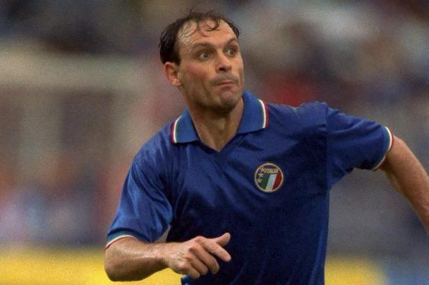 

Zemřel bývalý italský útočník Schillaci. Nejlepší střelec MS 1990 podlehl rakovině

