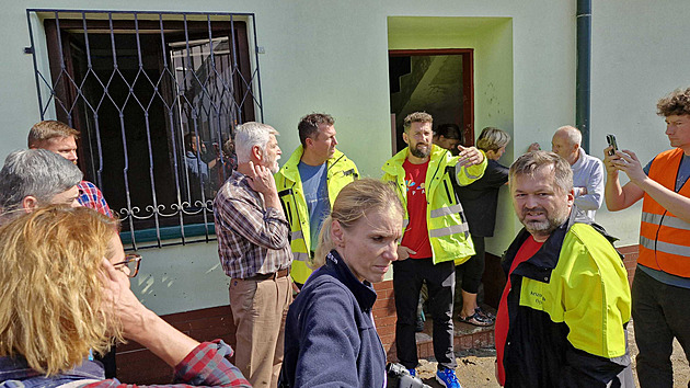 Pavel navštívil zaplavené Slezsko. Snad pomůže k rychlejší pomoci, doufají místní