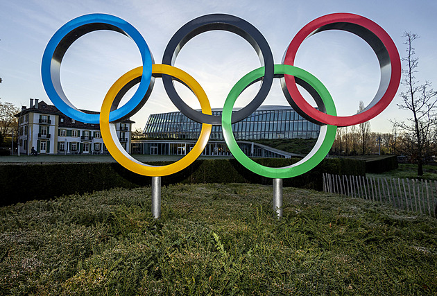 Školní soutěže můžou být olympiády, ale jen bez sponzora, uvedlo ministerstvo