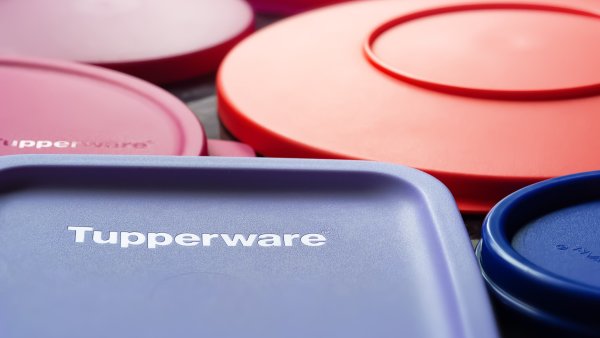 Jak ikonický výrobce krabiček na jídlo Tupperware ignoroval e-shop, trval na přímém prodeji a zbankrotoval