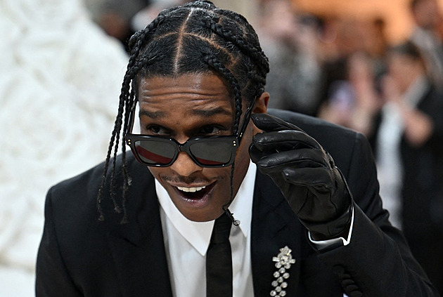 TRENDY V KLIPECH: A$AP Rocky naštval swifties a vydal bizarní klip z Ukrajiny