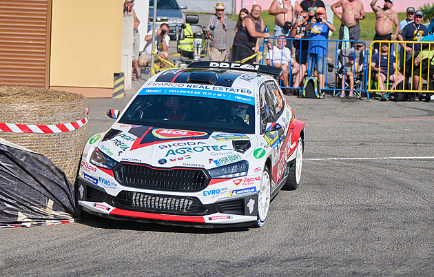 Kopecký ovládl počtvrté Rallye Pačejov, mistr Stříteský dojel druhý