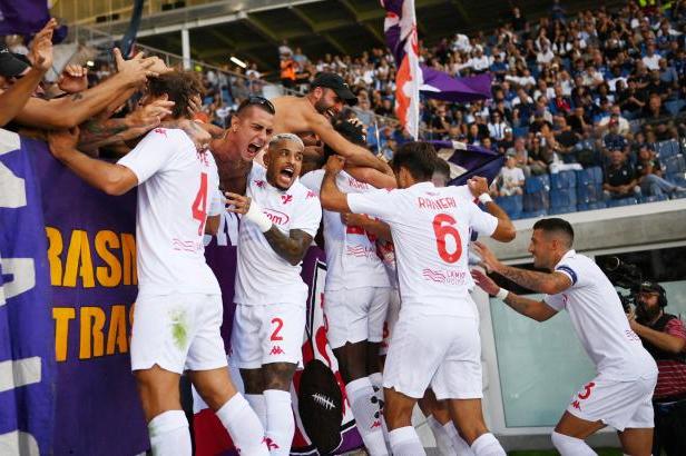 

Debutant Gudmundsson dvěma penaltami zařídil první výhru Fiorentiny

