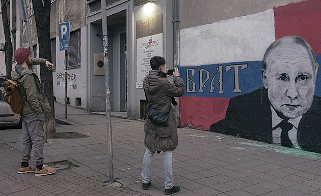 Srbské zákazníky moc nepotřebuji. Ruská menšina v Bělehradě posiluje