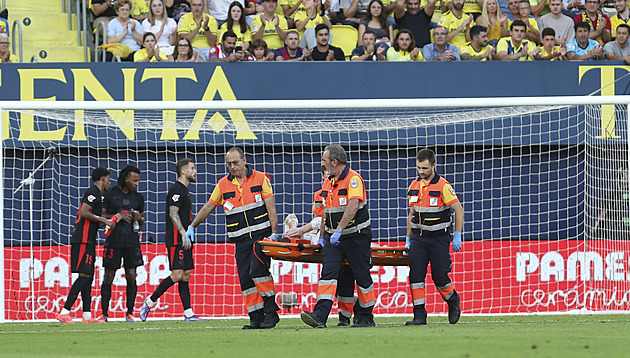 Barcelona přišla o gólmana, náhradu může hledat i mezi Čechy bez smlouvy