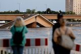 Drážďany chystají demolici dalších částí zříceného mostu. Peníze na nový hledají v napjatém rozpočtu