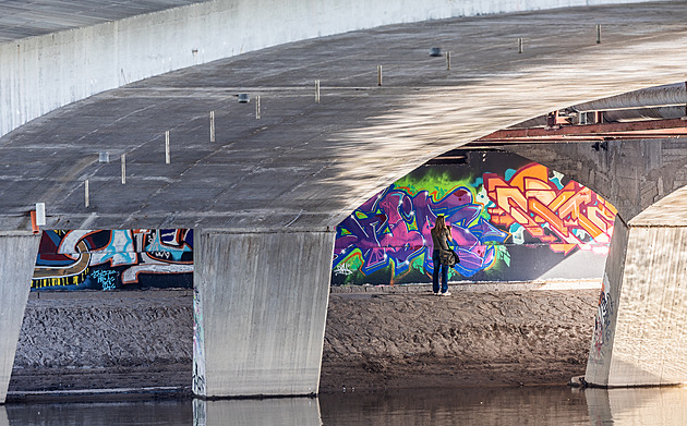 Hradečtí objevují kouzlo graffiti, pořadatelé chtějí víc legálních ploch